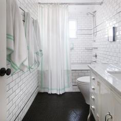 coronata-star-wallpaper-wallpapered-bathroom-ceiling-black-hex-tile-floor
